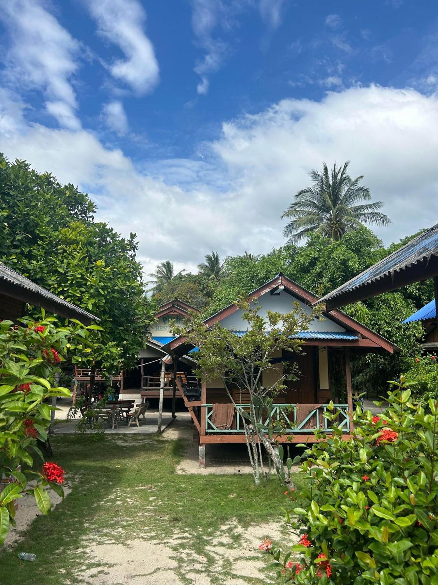 Pinks Bungalow Hotel Baan Tai Exterior foto